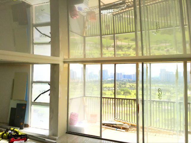 concrete ceiling spotlight